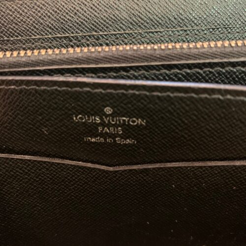 LV portafoglio Zippy XL Monogram Eclipse